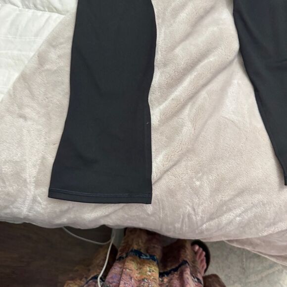 Fabletics Define Powerhold Split Hem Leggings size small- NWOT - Picture 10 of 12